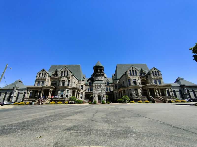 Datei:Ohiostatereformatory.jpg