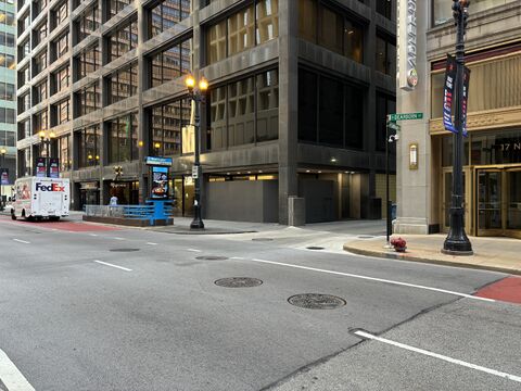 33ndearbornst.jpg