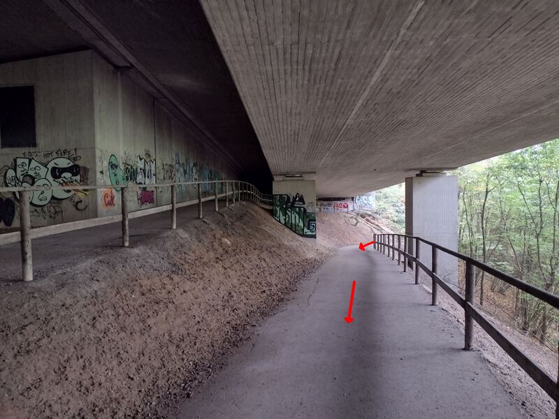 Datei:Attentatbuback12 Fahrtstrecke Suzuki Motorrad Fortsetzung.jpg