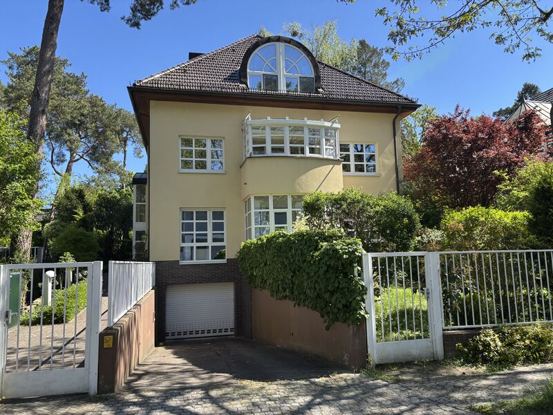 Datei:Foehrenweg16.jpg