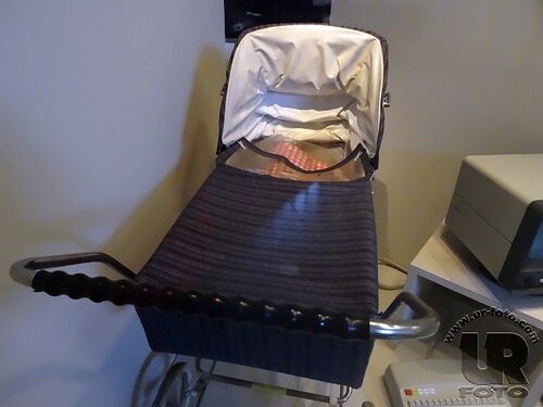 Kinderwagen1.JPG