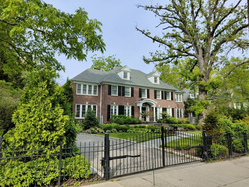 Datei:671lincolnave.jpg